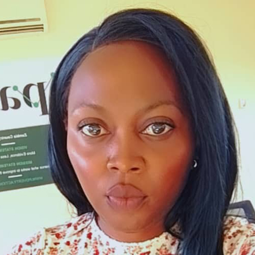 Christine headshot photo