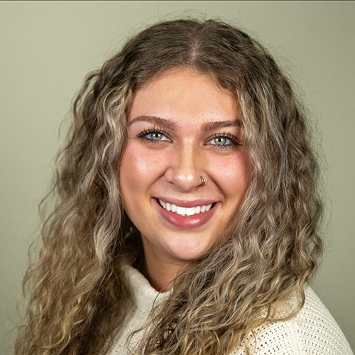 Lauren headshot photo