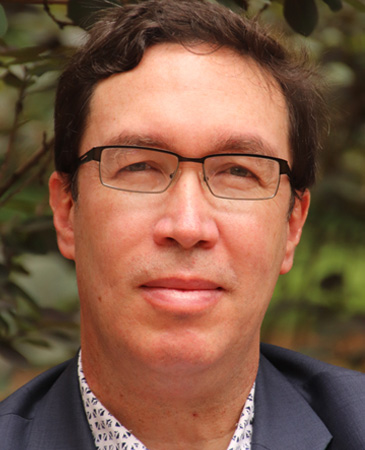 Felipe-osorio-headshot-photo