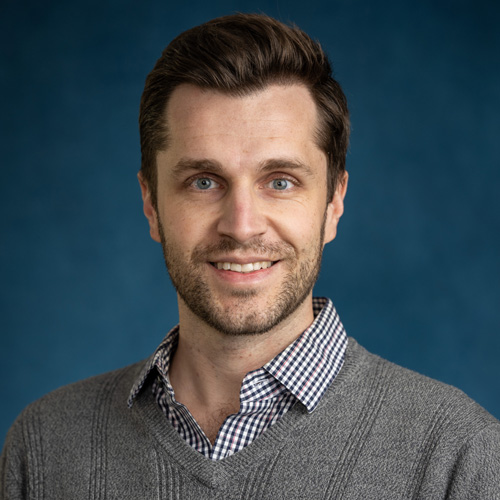 Alexander-Fertig-Headshot-photo