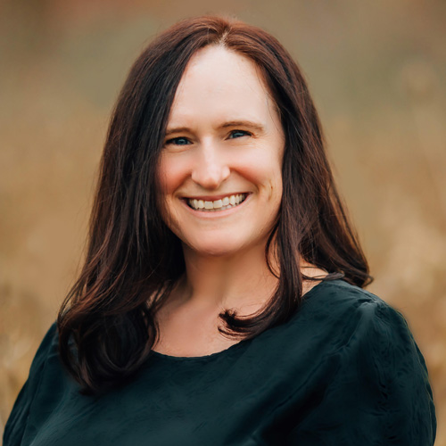Anne-Fitzpatrick-headshot-photo