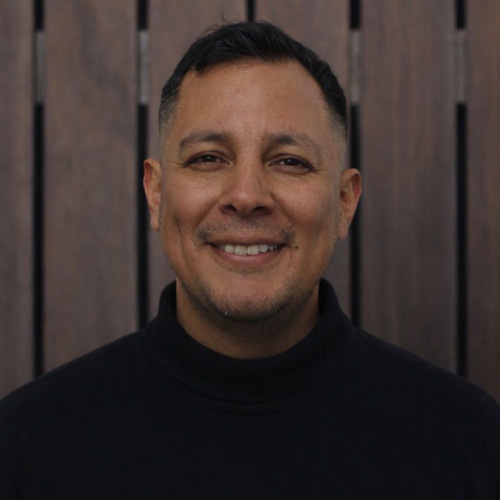 Fernando-Fernandez-headshot-photo