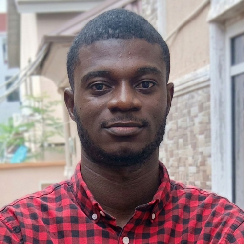 Favour-Dickson-headshot-photo