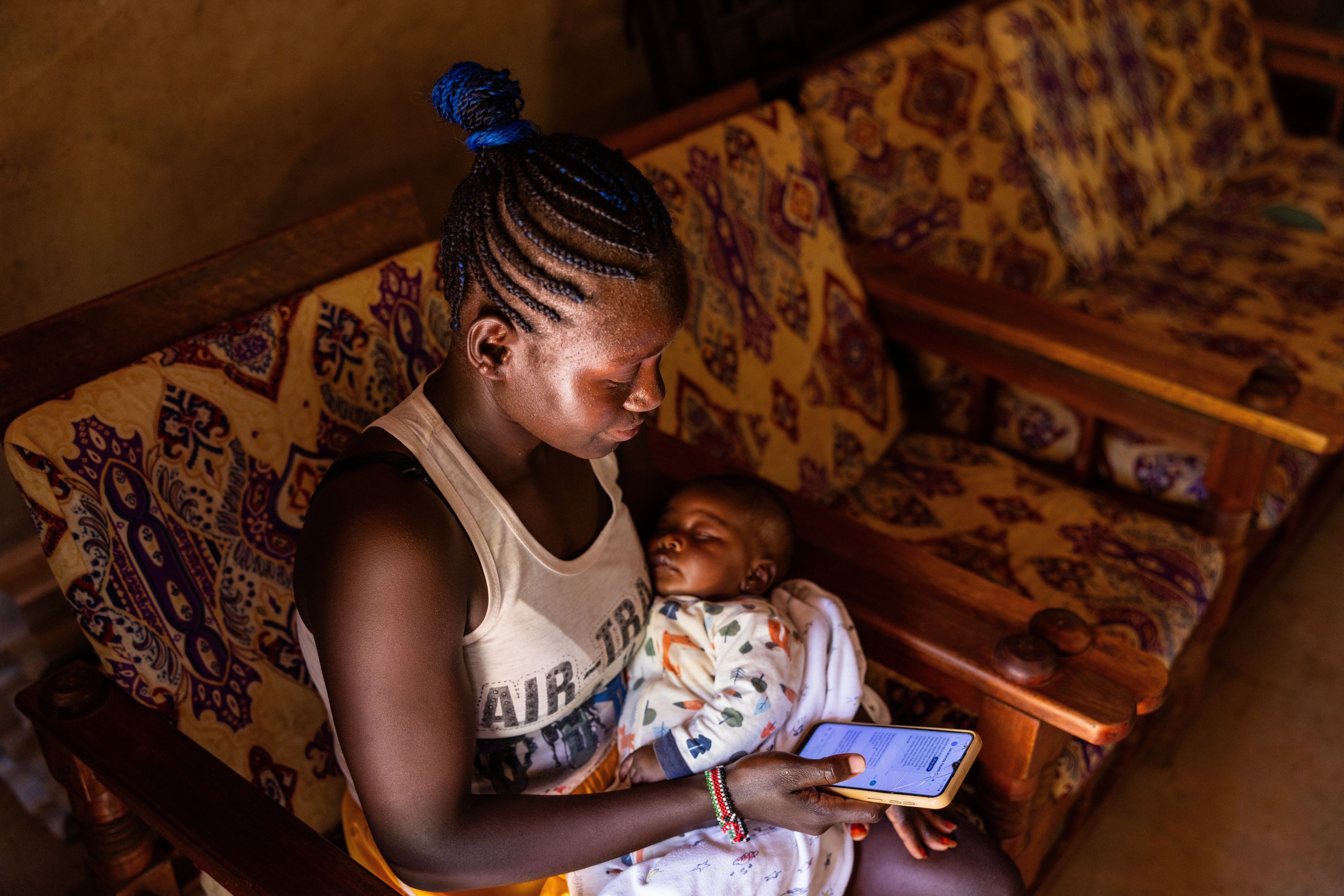 Caroline Okudo, based in Siaya County, Kenya, has used Jacaranda’s digital health platform, PROMPTS, as a companion since the start of her pregnancy through to the arrival of her baby girl, providing her the information to seek and connect with the right care.