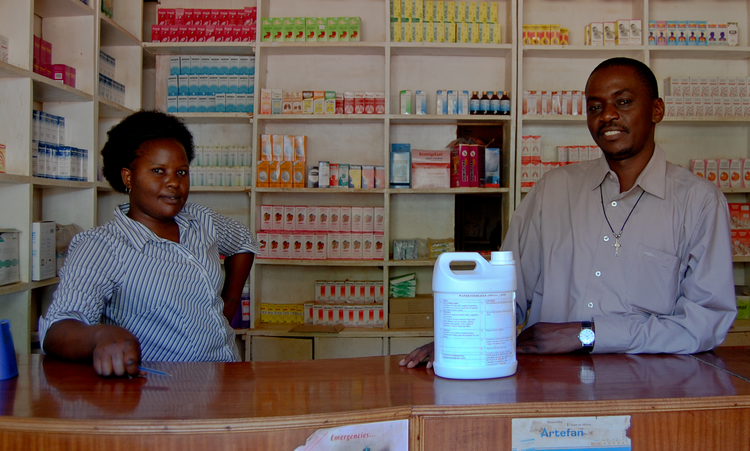 Una farmacia en Kenia