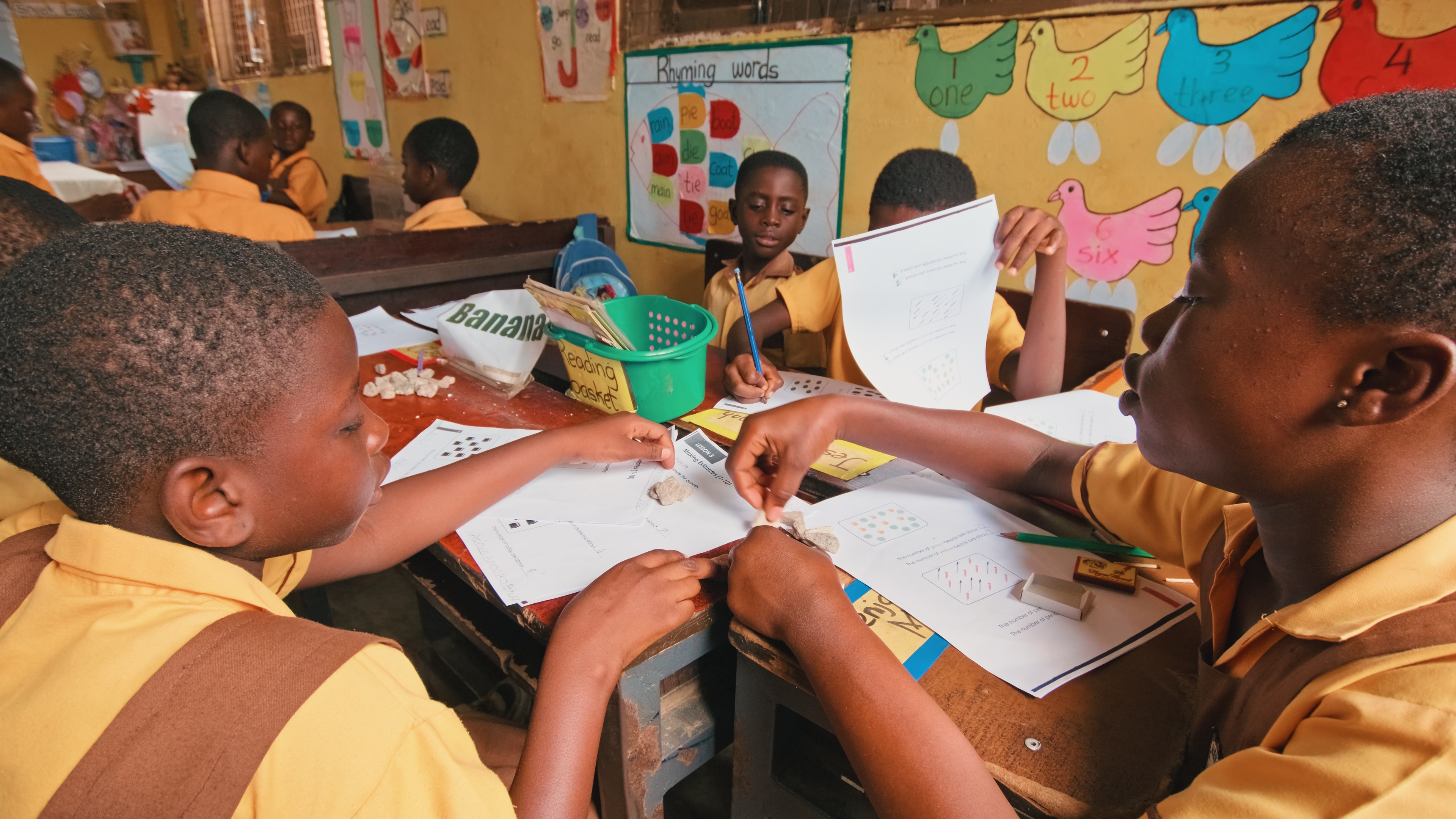 School children in Ghana engaging in activities under the Differentiated Learning program