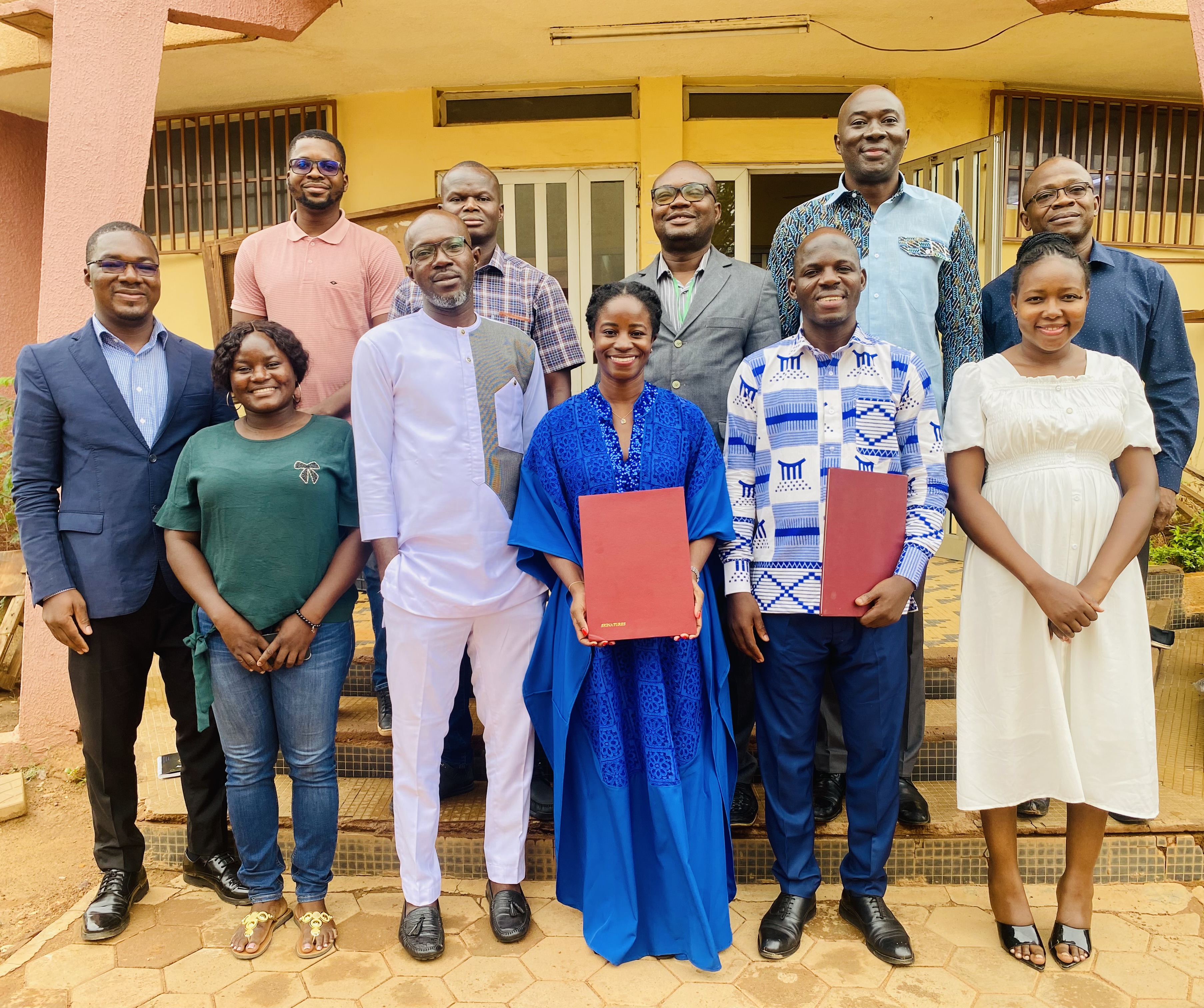 CEDRES ans IPA FWA teams at the MoU signing ceremony