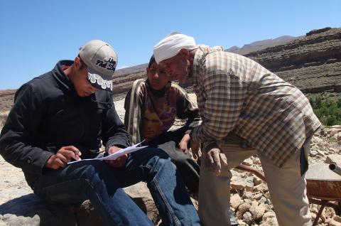 An IPA survey conducted in Morocco. © 2009 Claire Bernard
