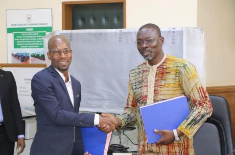 IPA FWA and Burkina Faso Ministry sign MoU