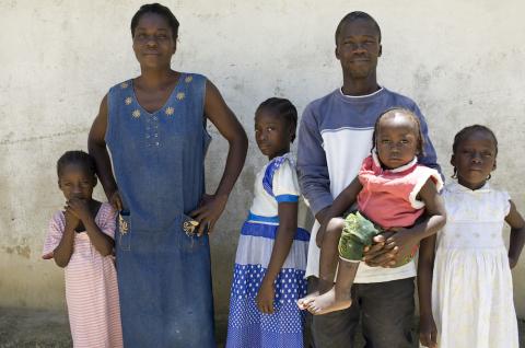 Une famille dans la campagne du Libéria. © 2011 Glenna Gordon