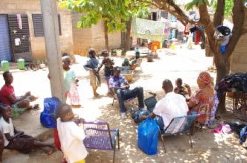 Des chercheurs de l'IPA étudient l'impact des subventions et des visites des agents de santé sur l'utilisation des soins de santé au Mali