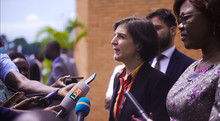 Annie Duflo giving interview to the press.jpg Annie Duflo giving interview to the press.jpg